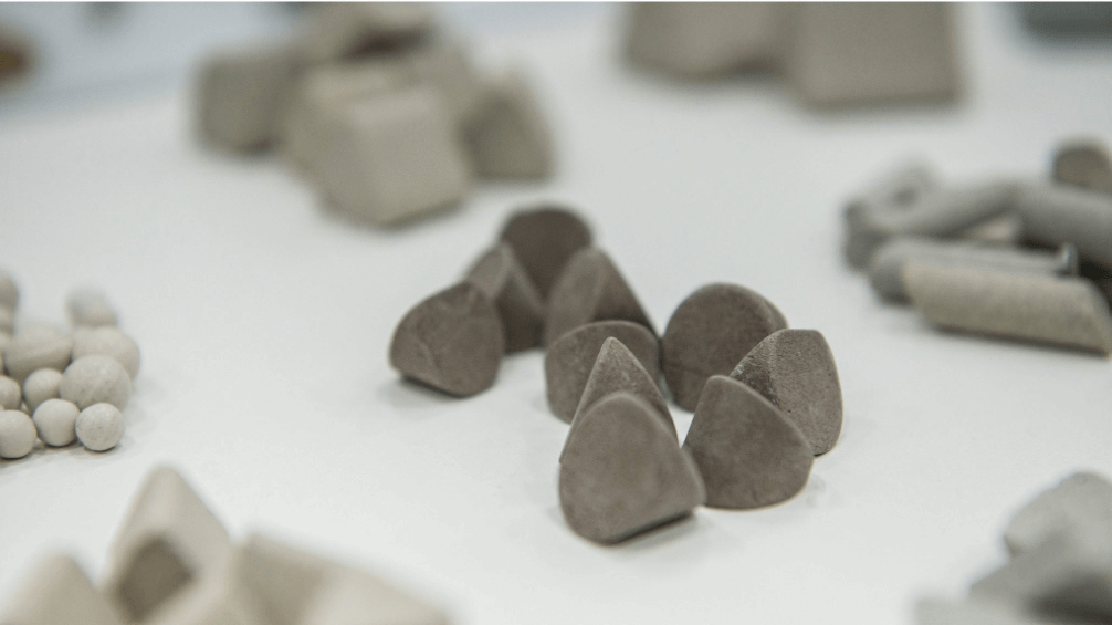 Qiilu Triangle en céramique abrasif Polissage abrasif de bijoux de triangle  en céramique pour la rectifieuse de polissage de